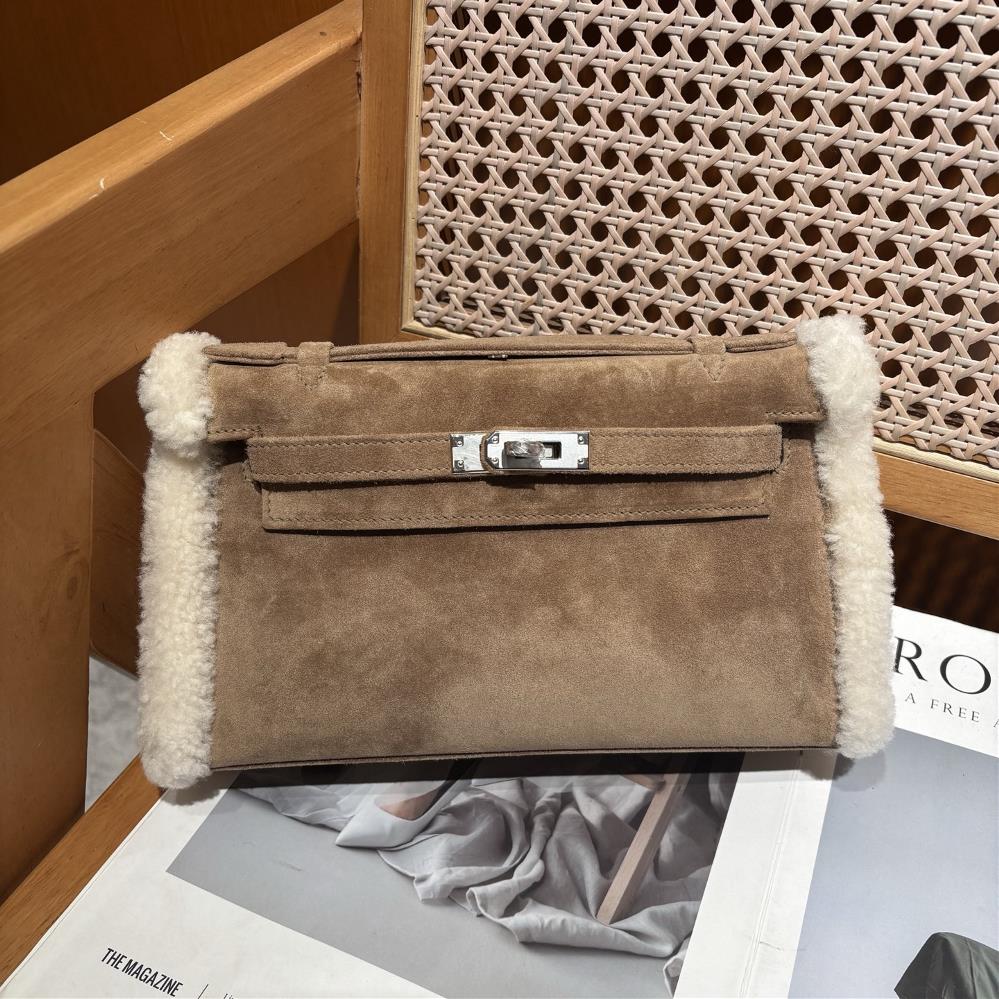 Carries Generation TeddyHandmade matching of elephant grey suede with lamb wool  professional luxury fashion brand agency businessIf you have whole