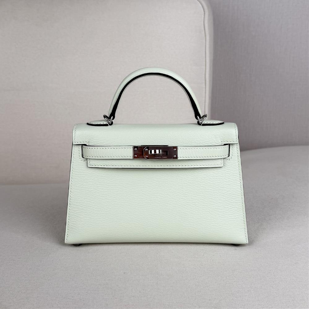 Customer order Mini Kelly secondgeneration bubble green goat leather silver buckle with hand sewn C  professional luxury fashion brand agency busine