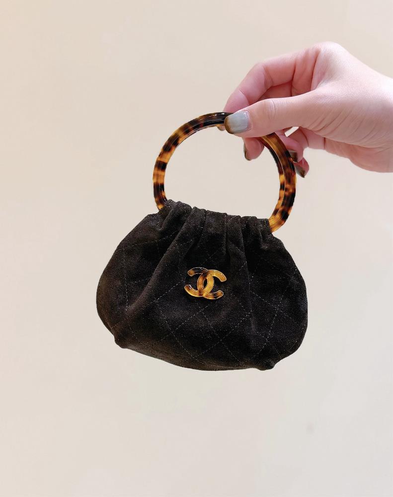 You can place orders and make reservations to celebrate26C Early Spring Vacation SeriesZP