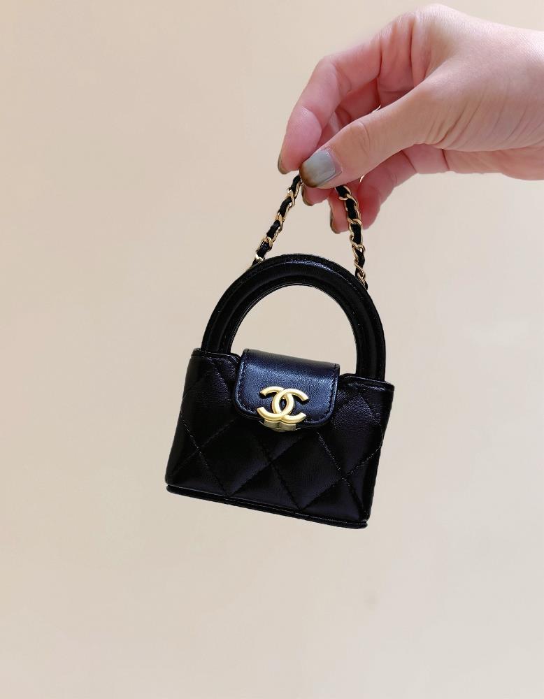 You can place orders and make reservations to celebrate26C Early Spring Vacation SeriesZP