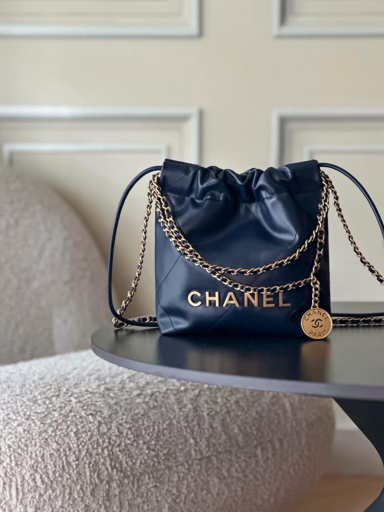 22cc SpringSummer Hot 22 Bag HappyClassic and timeless garbage bagsExclusive original box calf hide strengthThe hottest and most worth buying series