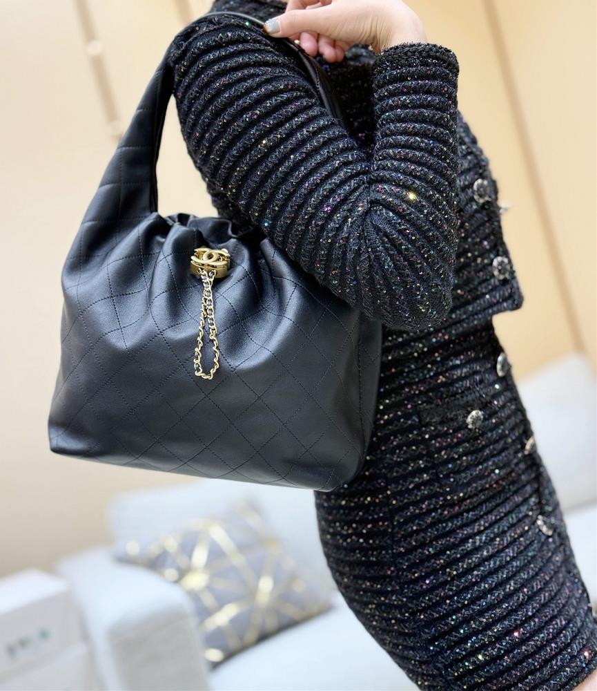 Exclusive Model Top PicturetagId 92879233tagName 59765967  professional luxury fashion brand agency businessIf you have wholesale or r