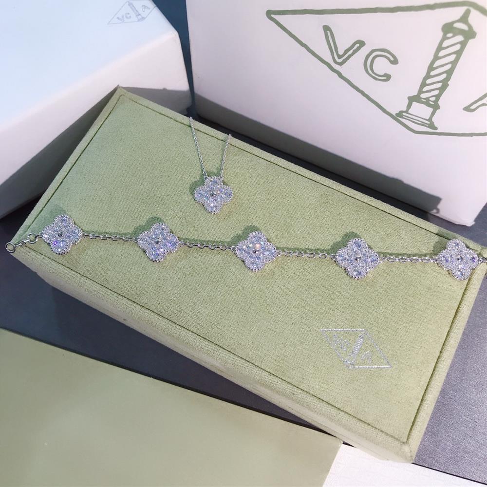 Necklace P248 Bracelet Van CleefArpels Full Diamond Clover Set SparklingtagId 954071