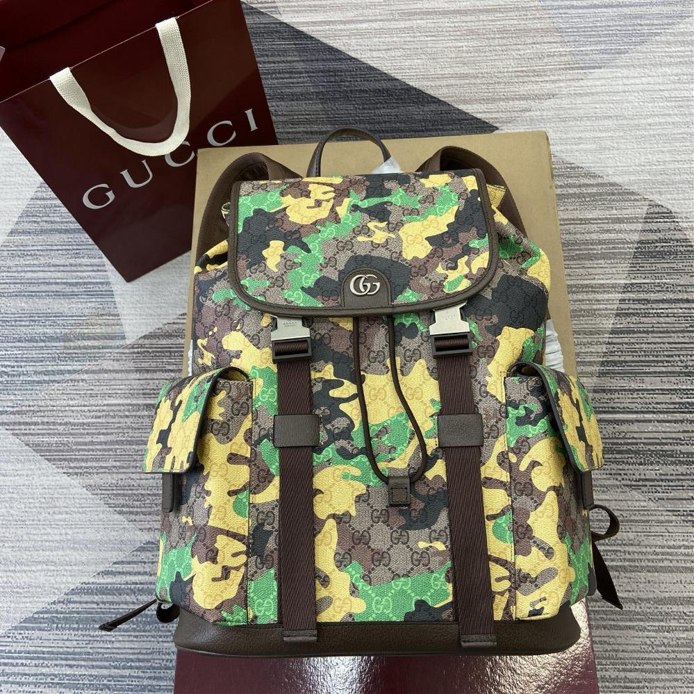 Equipped with a full set of counter packaging vivid camouflage combined with unique color