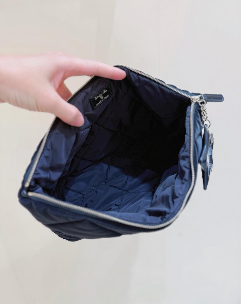 More detailstagId 92010850tagName 4848  professional luxury fashion brand agency businessIf you have wholesale or retail intentions pl