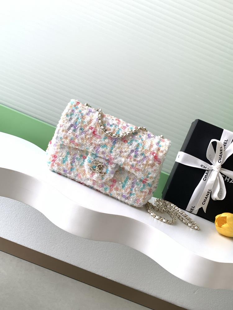 26C early spring vacation series sequined woolen CF bag white woolen base with colorful sequined pearls full of dreamy girls feeling gold double C