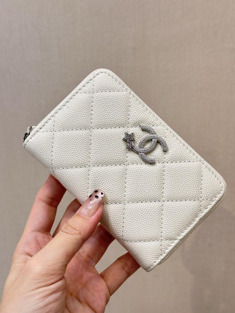 4813 imported retro 24K electroplated hardware smooth and shiny color smooth and easy to pull zipper non jamming closure iconic comet logo very e