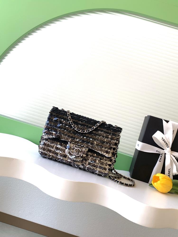 The 26CCF Super Shining Camellia Bead Filter for Autumn and Winter SO BLACK Street Exploding Super Cool Real Item is simply stunning Its one of t