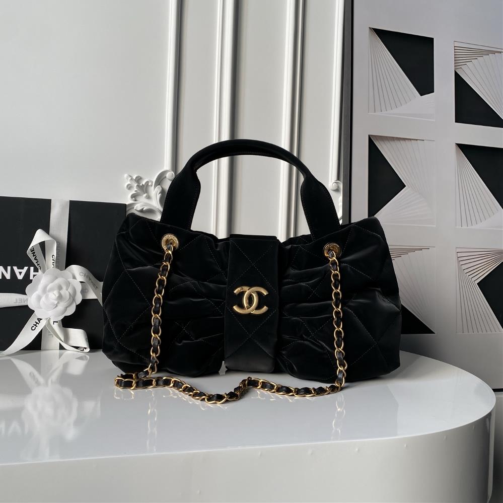 Velvet Chanel 25K Bow this seasons bestselling item loved by little fairies AS5851The fusion of classic diamond grid pattern casual and sweet ma