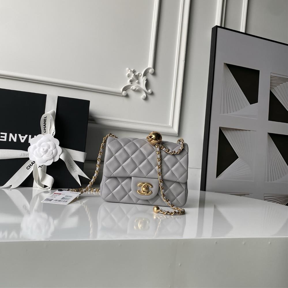 Chanels popular metal CF mini hood bag with gold ball AS1786 added a small gold ball on the chain adding the finishing touch and adding icing on the