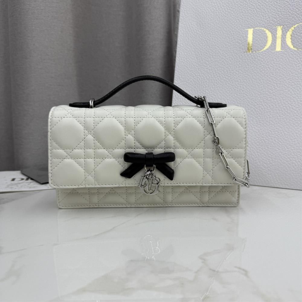 My Dior Mini Chain Handbag Number S0984 White with Black Sheepskin Bow Silver BuckleThis My Dior mini chain handbag is elegant and practical further
