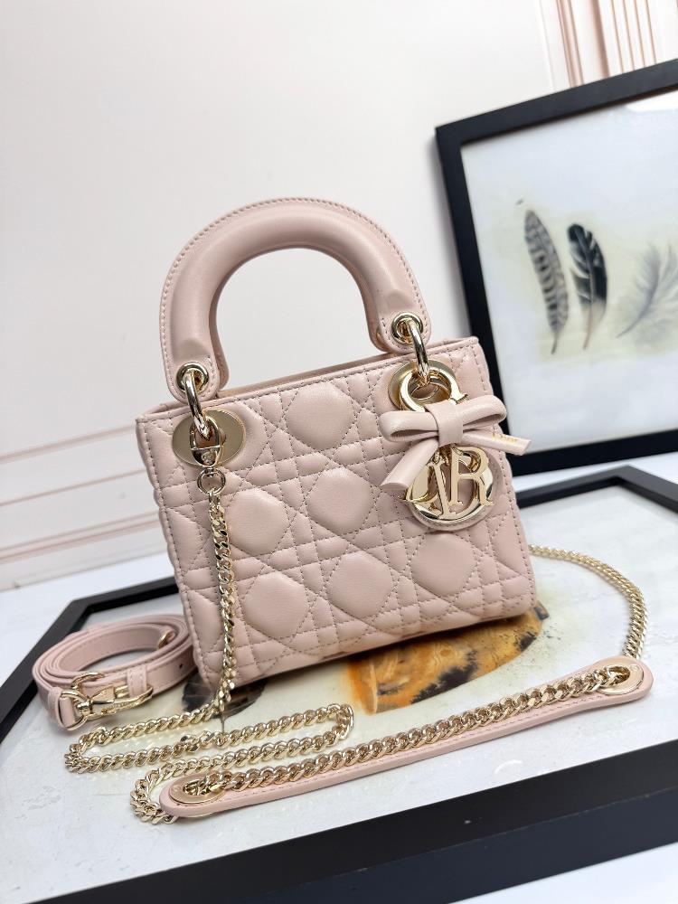 New bow tieSheep tendon velvet leather counter spring core Ubuckle3grid sheepskin rouge powder bowTengge sheepskin mini handbag with Cannage Tengge
