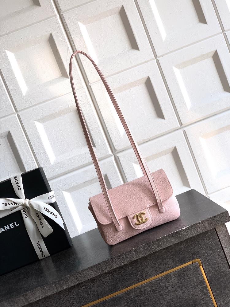 Sakura pink Mimi small 17cm OHANEL 26CJennie celebrity style with a touch of fashion style is just right This new model is completely a luxury since