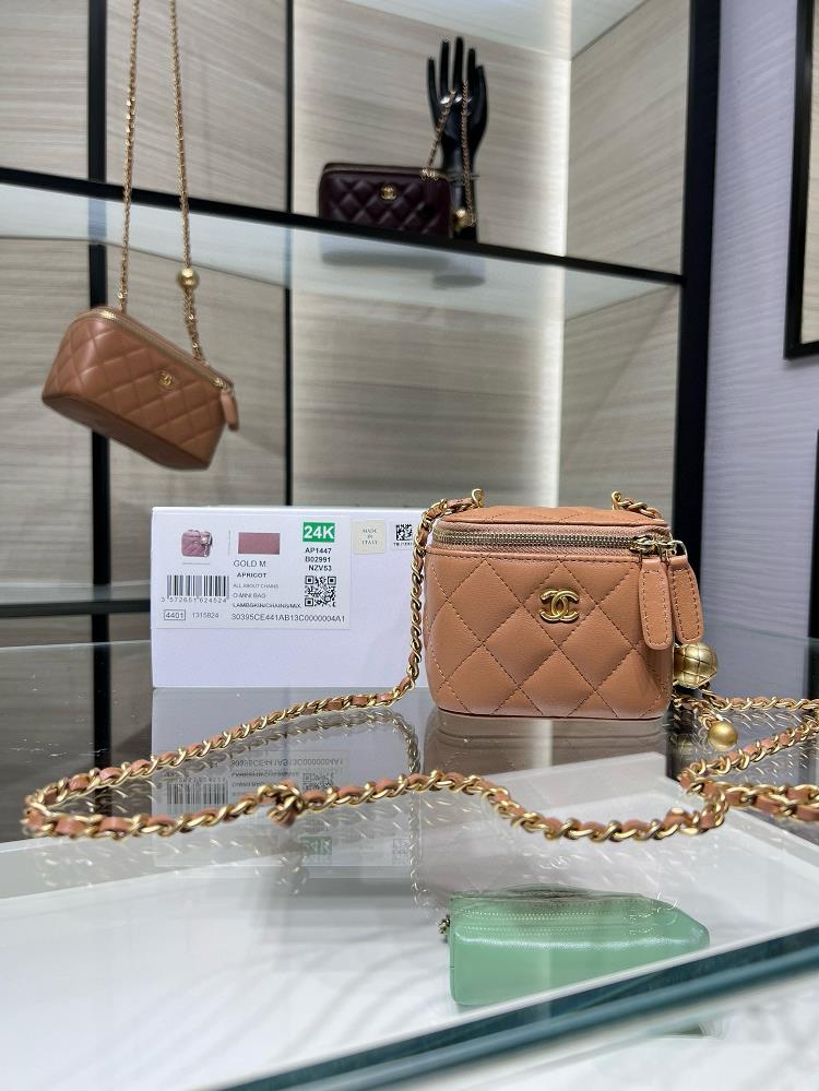 Ohanel 23B New Product New Color Small Box Adjustable Chain Small Golden Ball SheepskinSeeing it I planted grass instantly Inside the skin there is