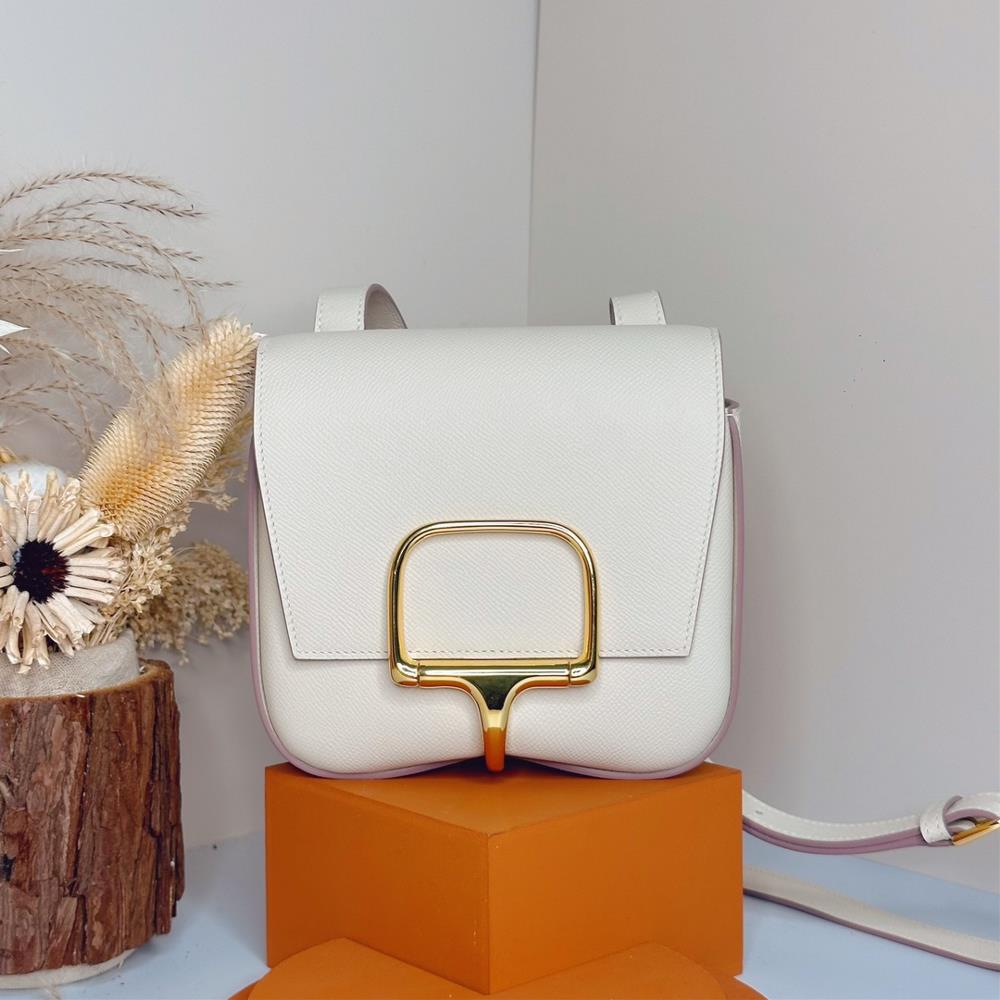 Hermes Della Butt bag milkshake white gold buckleHigh end quality exclusive control of goods has Epsom all steel handmade wax thread in stock  p