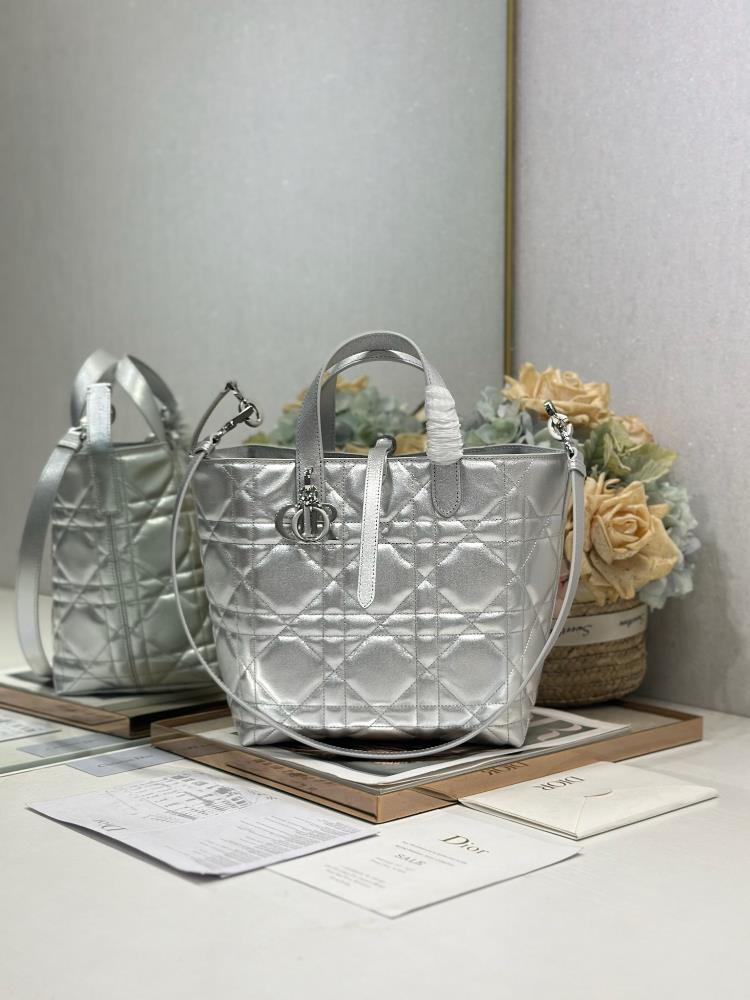 Medium size Dior Toujours vertical handbag silverThis Dior Toujours vertical handbag is stylish practical and unique Crafted with silver cowhide le