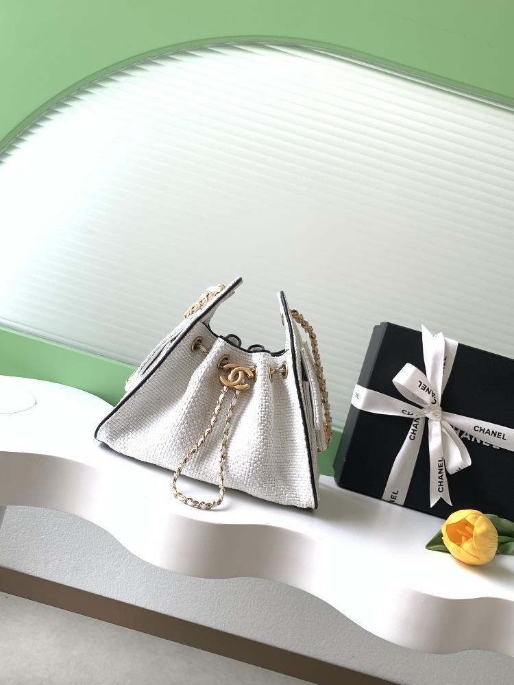 26pbag series grass woven bucket bag natural grass woven material with black leather edge